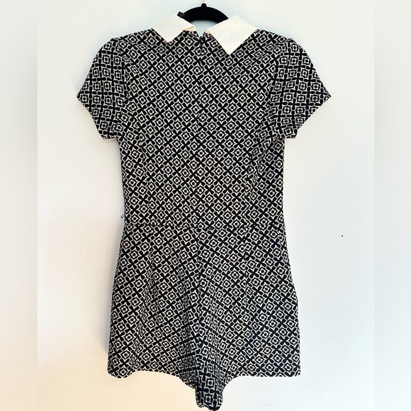 Aqua Black and White Geometric Print Romper Peter Pan collar size XS - Picture 4 of 4